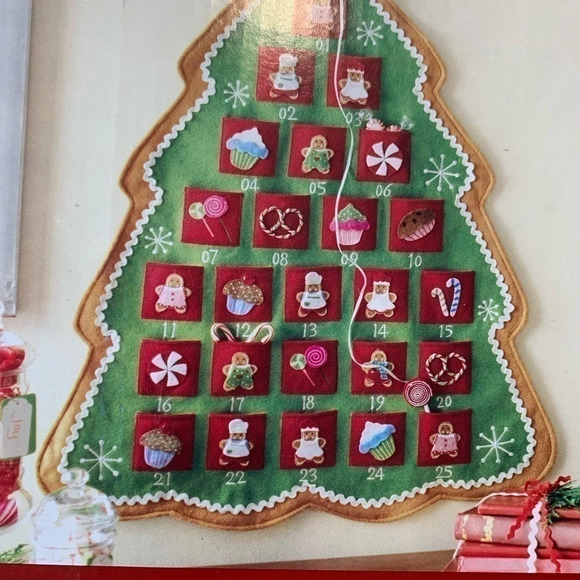 New Advent Calendar St Nicholas Square hanging countdown Christmas tree - Picture 4 of 9